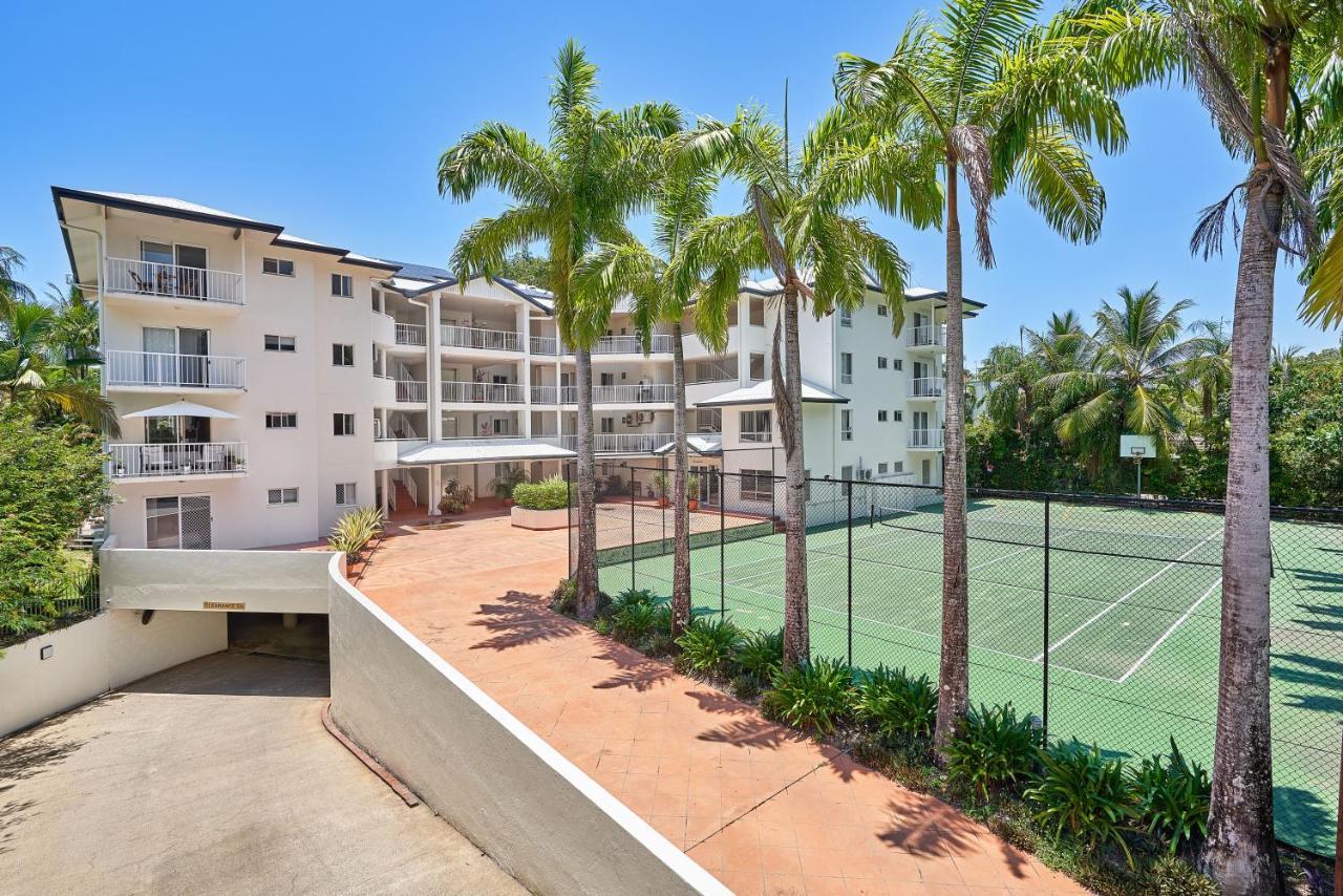 Golden Sands Beachfront Resort Yorkeys Knob Εξωτερικό φωτογραφία
