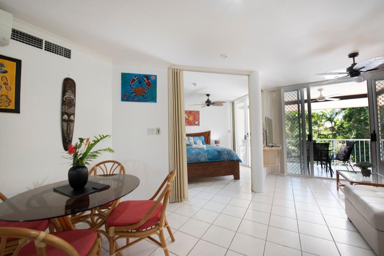 Golden Sands Beachfront Resort Yorkeys Knob Εξωτερικό φωτογραφία