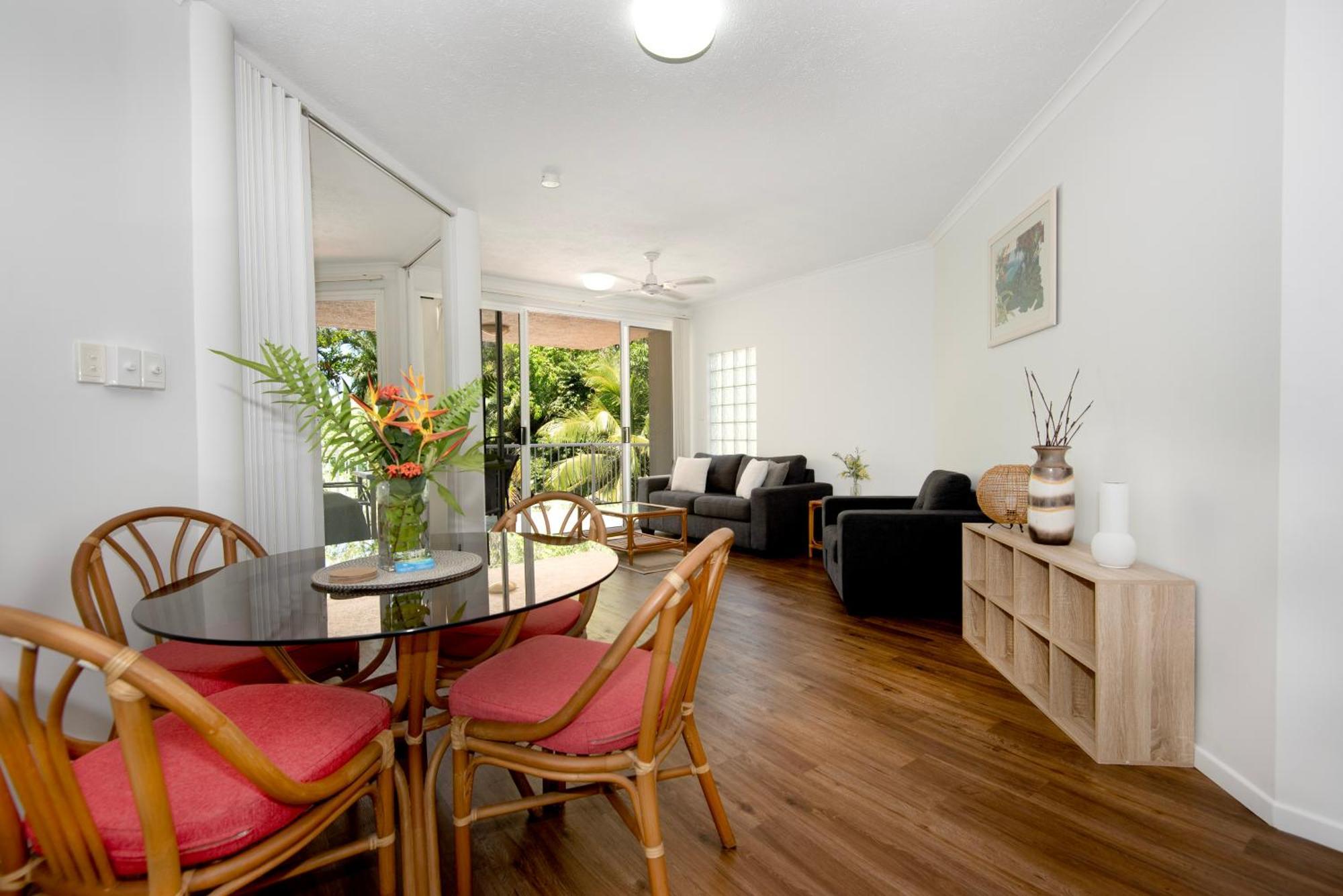 Golden Sands Beachfront Resort Yorkeys Knob Εξωτερικό φωτογραφία